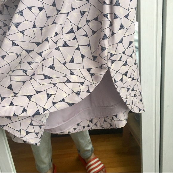 Cute Asymetric BCBGeneration Lilac dress - Picture 2 of 3